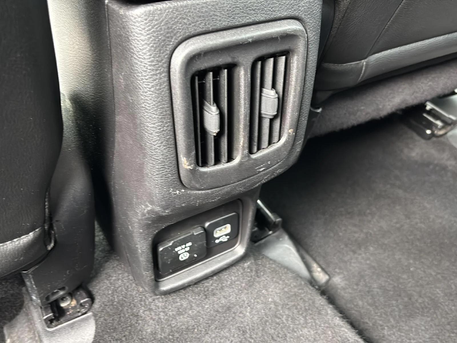Used 2019 Gy Jeep Limited image 21