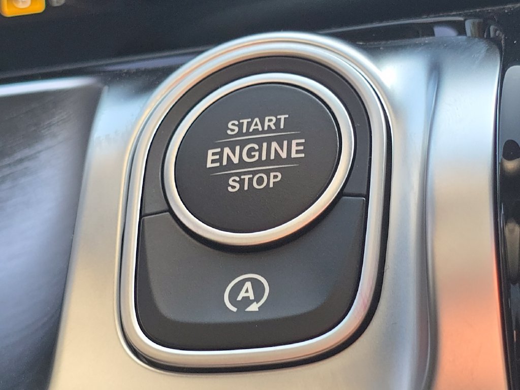 New 2026 Starling Blue Metallic Mercedes-Benz GLB 250 image 75