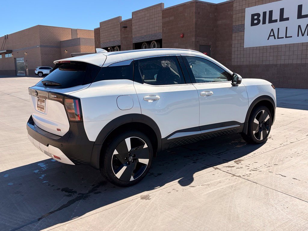 Used 2025 White Nissan SR image 7