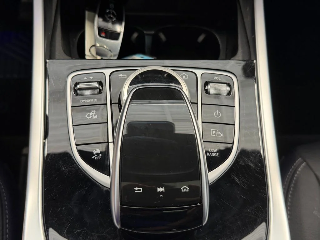 Used 2021  Mercedes-Benz G 550 image 32