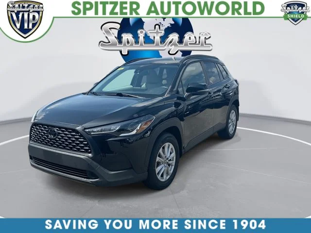 Used 2022 Black Toyota LE image 4