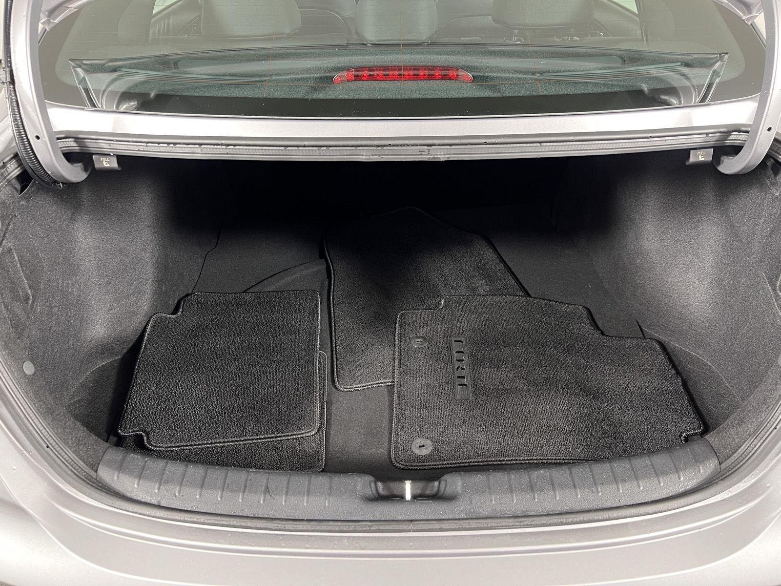 Used 2023 Steel Gray Kia GT-Line image 8