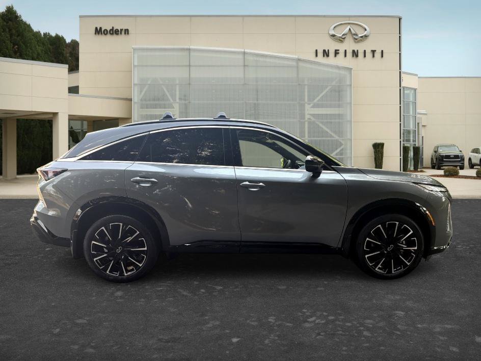 New 2027 2T GRPT SHDW INFINITI AUTOGRAPH image 5