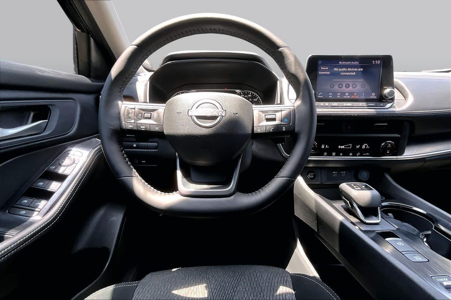 Used 2025 Super Black Nissan SV image 6