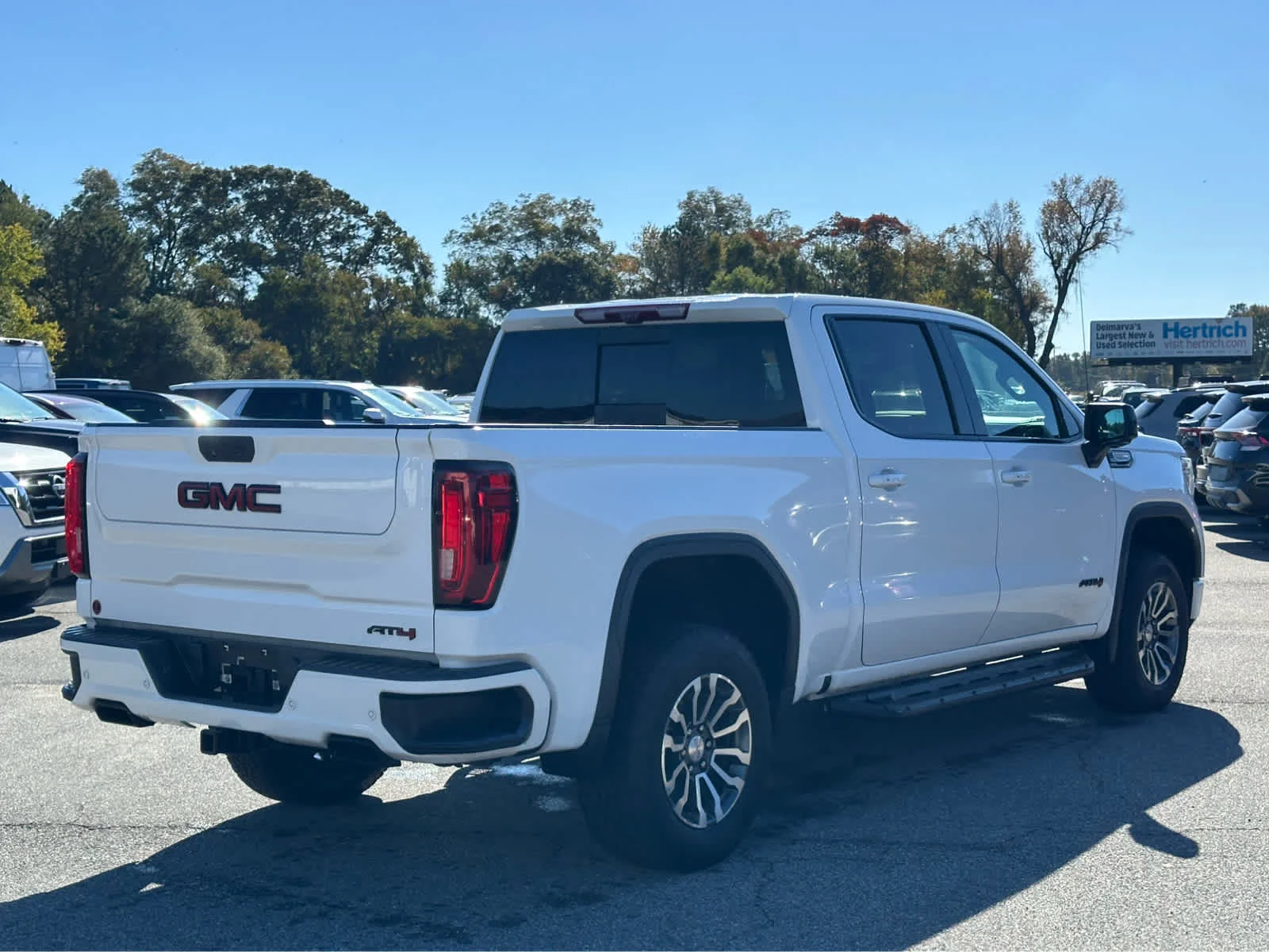Used 2020 Summit White GMC AT4 image 6