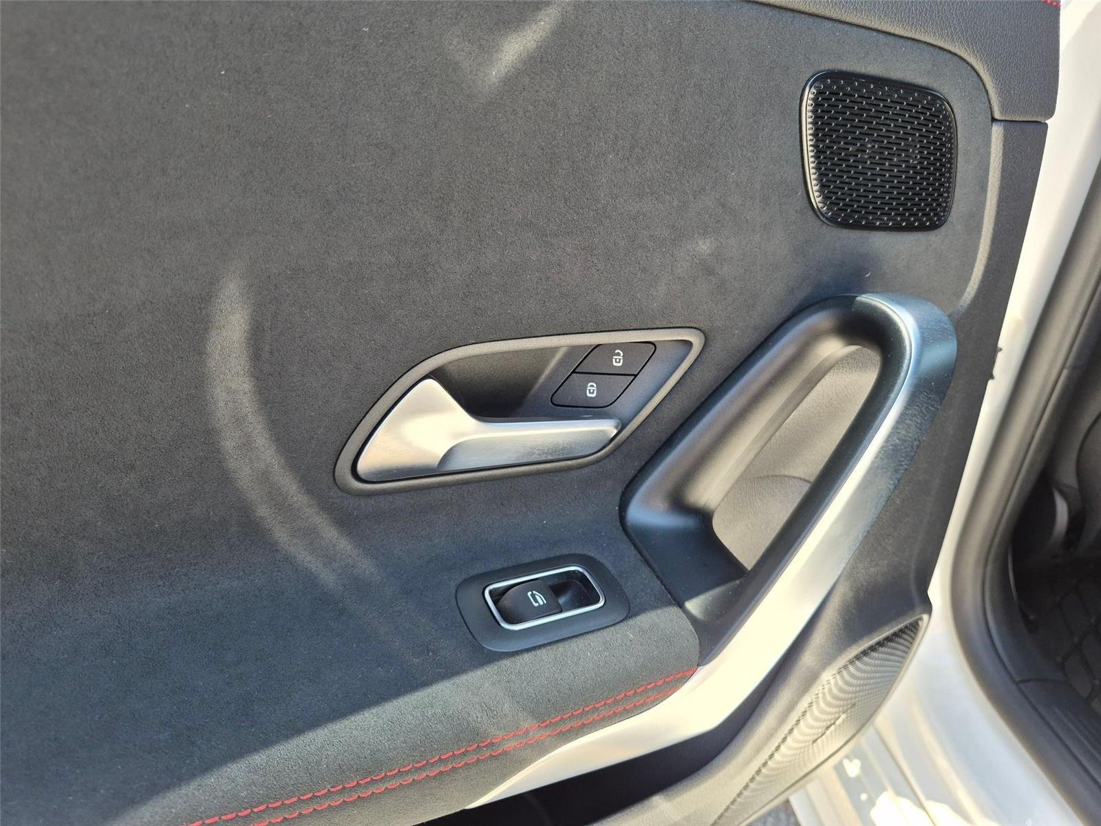 Used 2025 Polar White Mercedes-Benz CLA 250 image 26