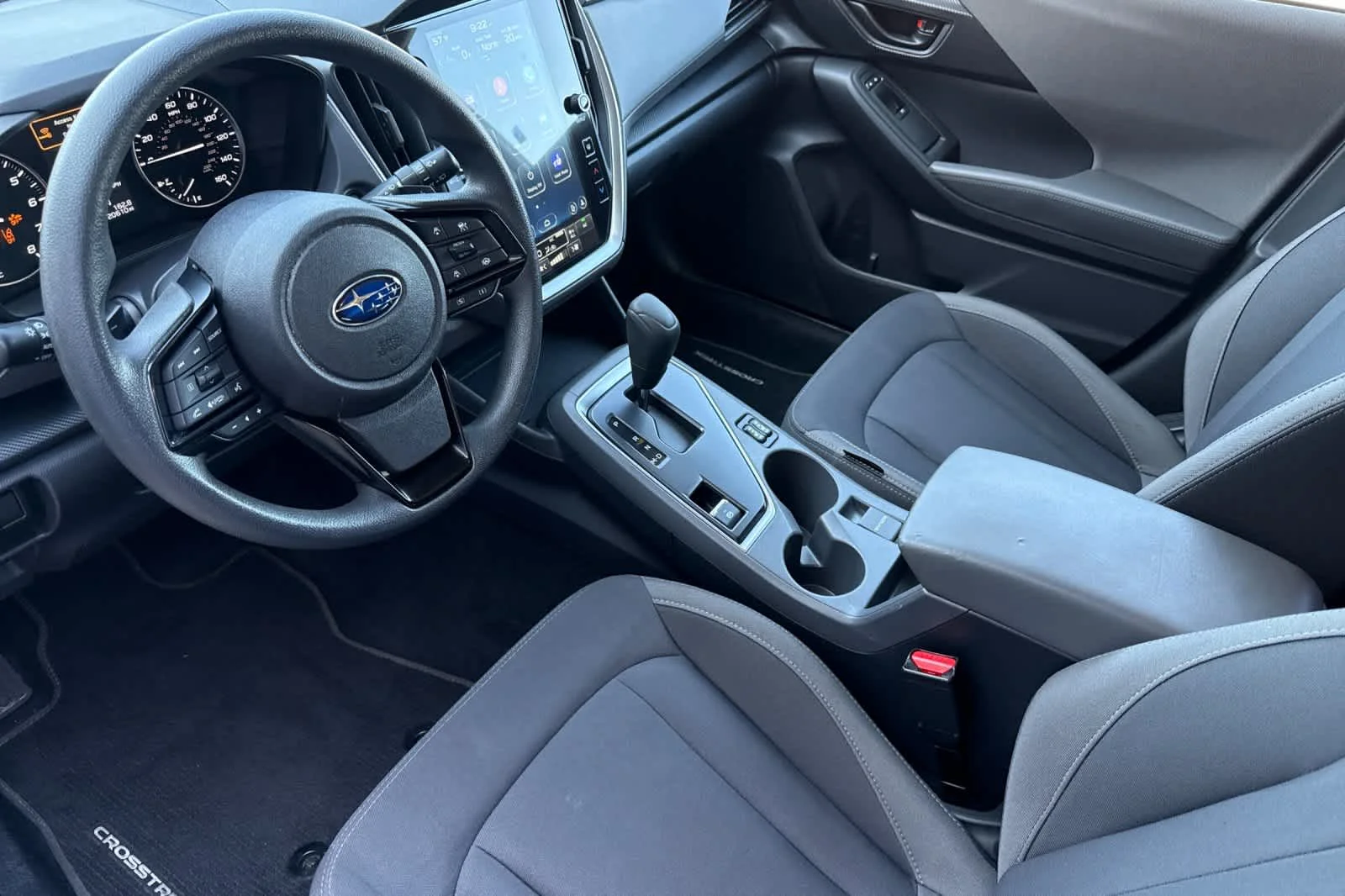 Used 2025 Crystal White Pearl Subaru Premium image 9