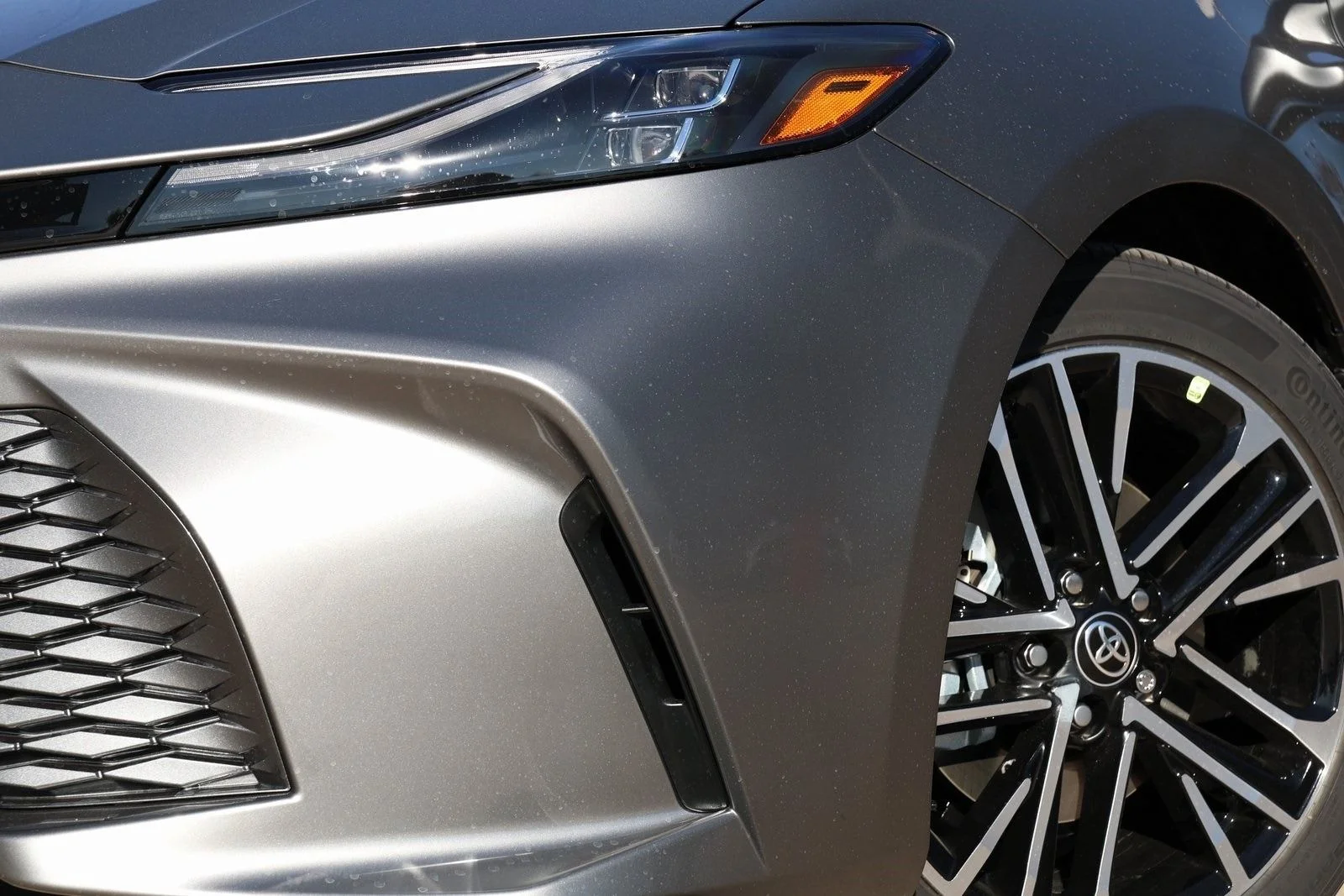 New 2026 Heavy Metal Toyota XLE image 11