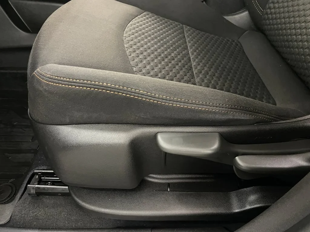 Certified Used 2019 SUMMIT WHITE GMC SLE image 22