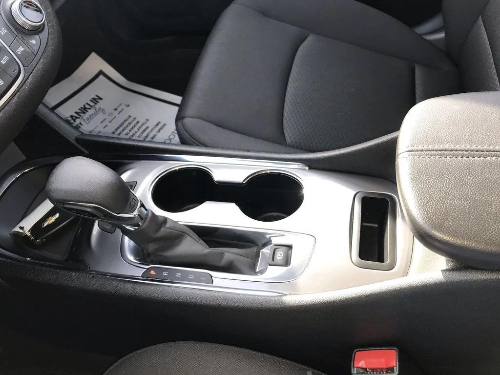 Used 2024 White Chevrolet LT image 20