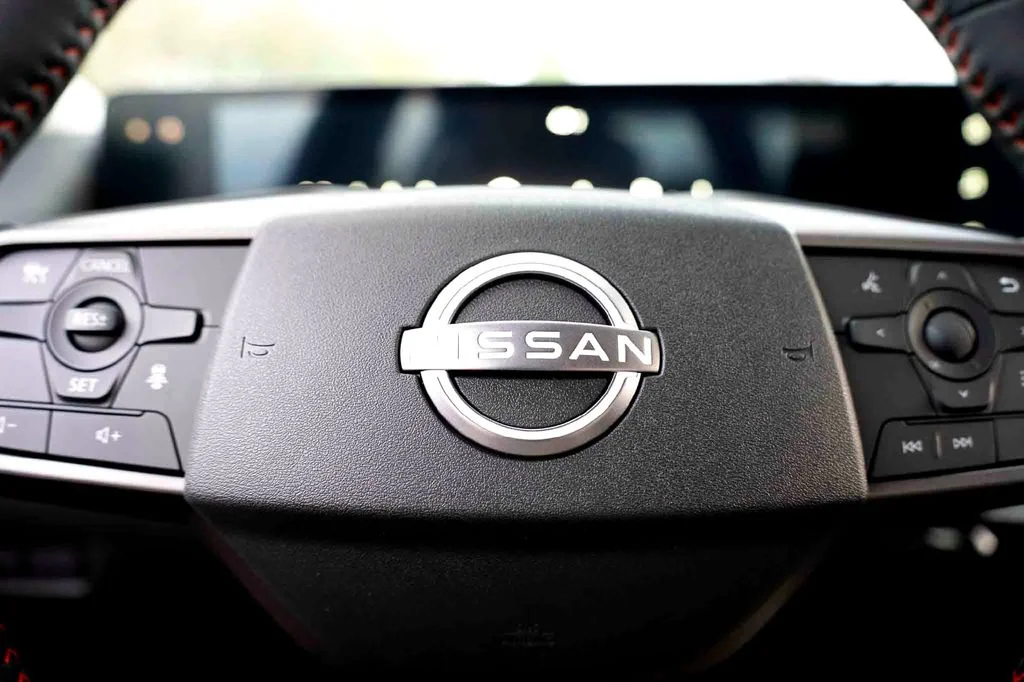 New 2026 Gray Nissan SR image 12