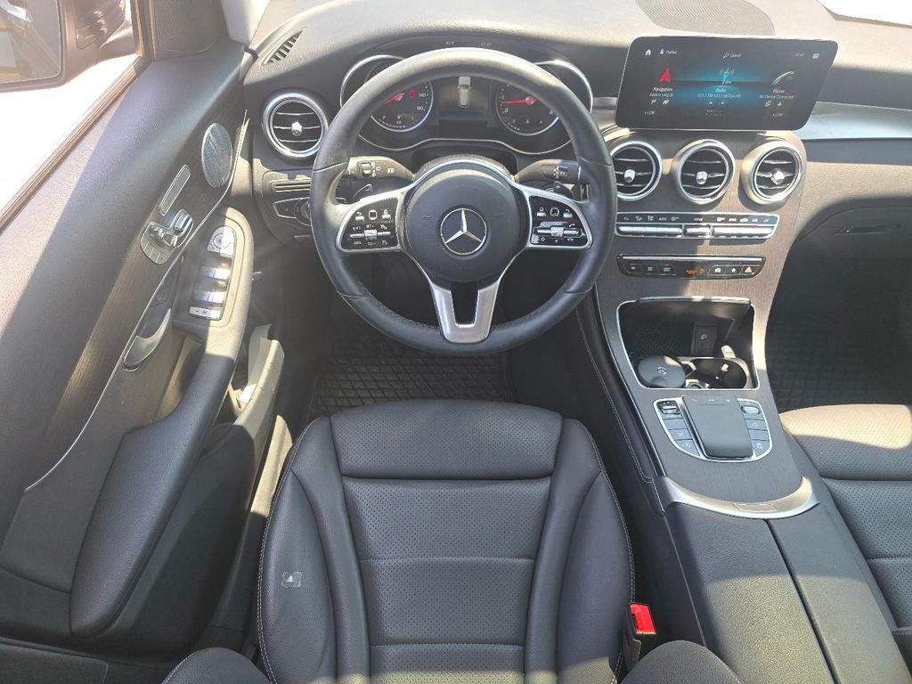 Used 2020 Graphite Gray Metallic Mercedes-Benz GLC 300 image 26
