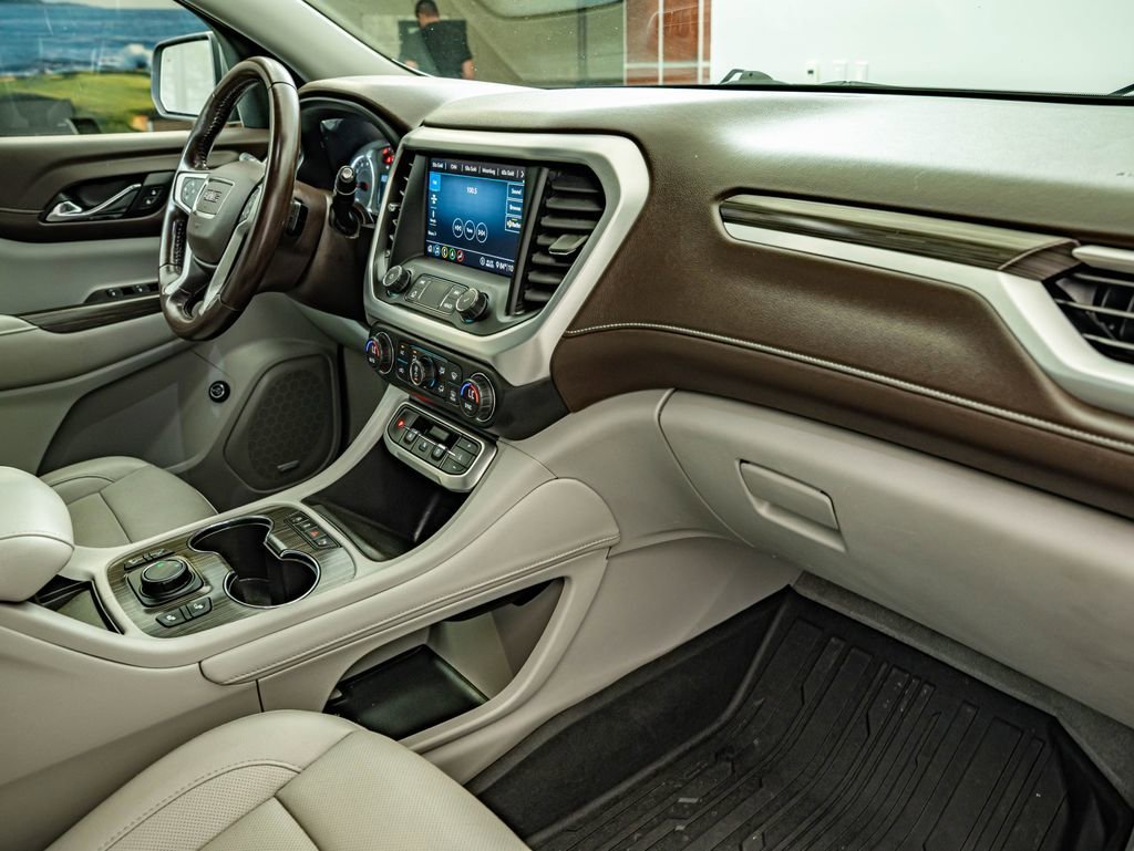 Used 2020 Satin Steel Metallic GMC SLT image 36