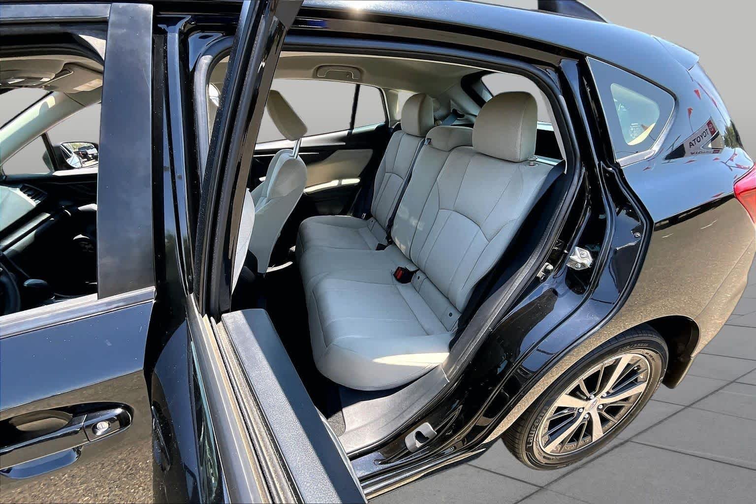 Used 2019 Crystal Black Silica Subaru Premium image 20