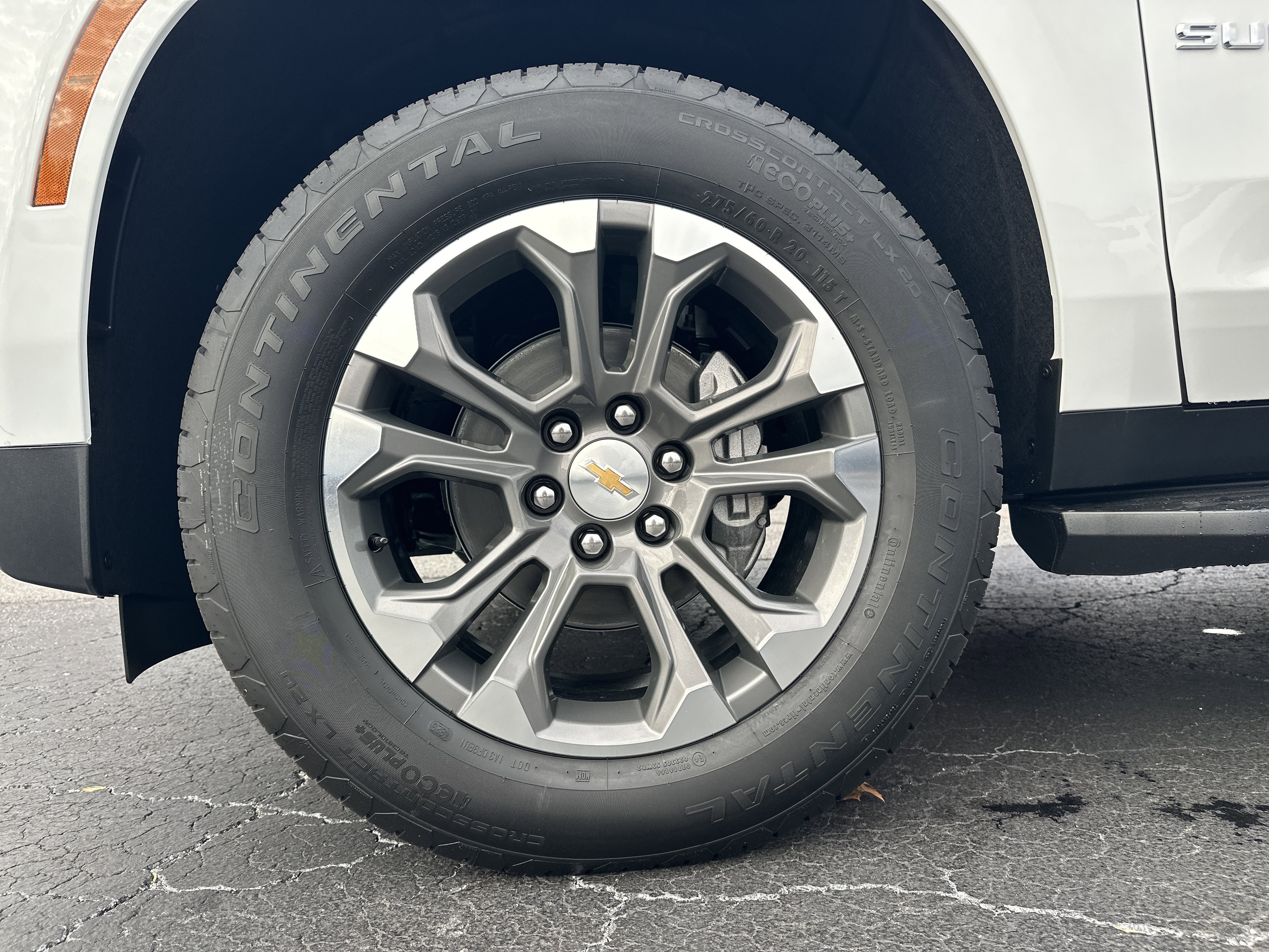 2026 Chevrolet Suburban LS - Photo 12