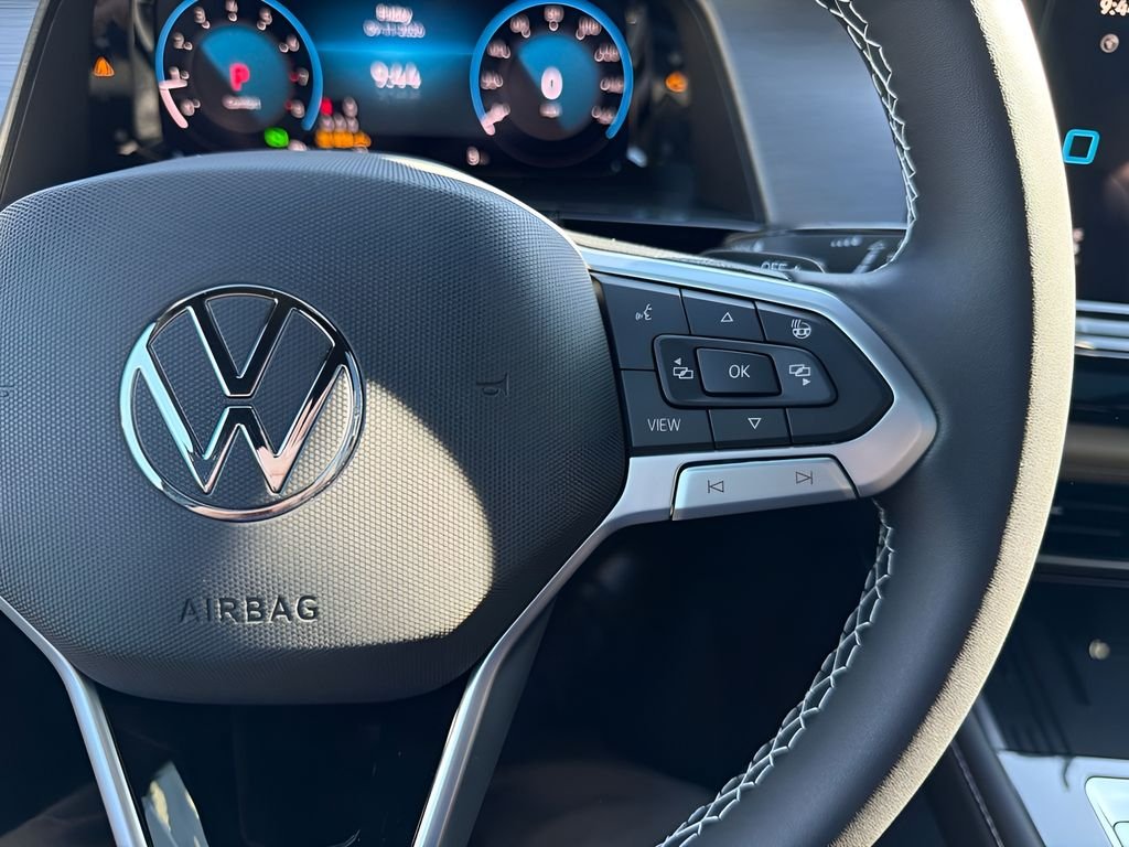 New 2026 Pure Gray Volkswagen SE w/Technology image 13