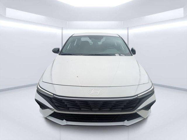 New 2026 White Hyundai SEL Sport image 8