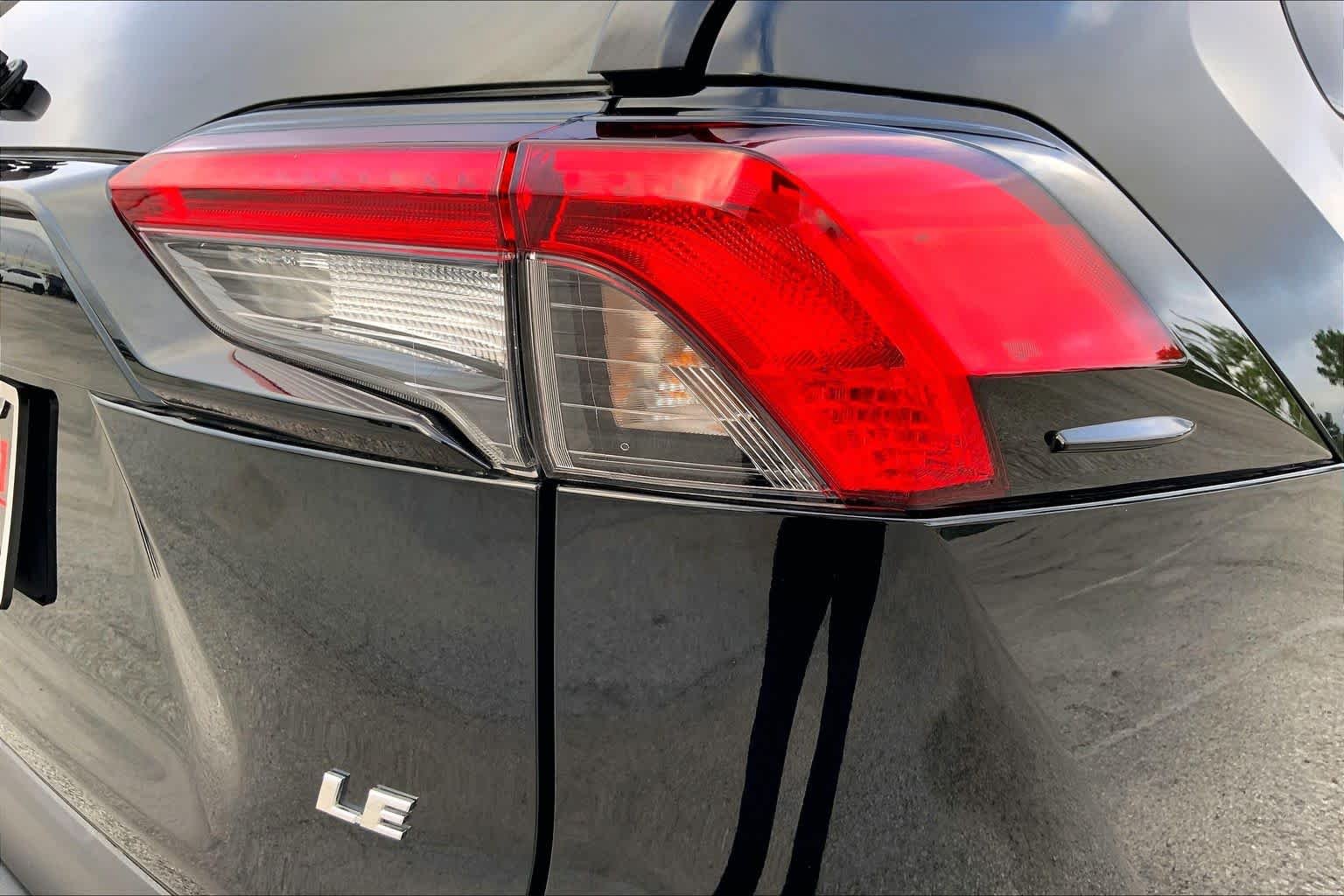 Used 2025 Midnight Black Metallic Toyota LE image 30