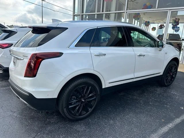Used 2025 White Cadillac Premium Luxury image 15
