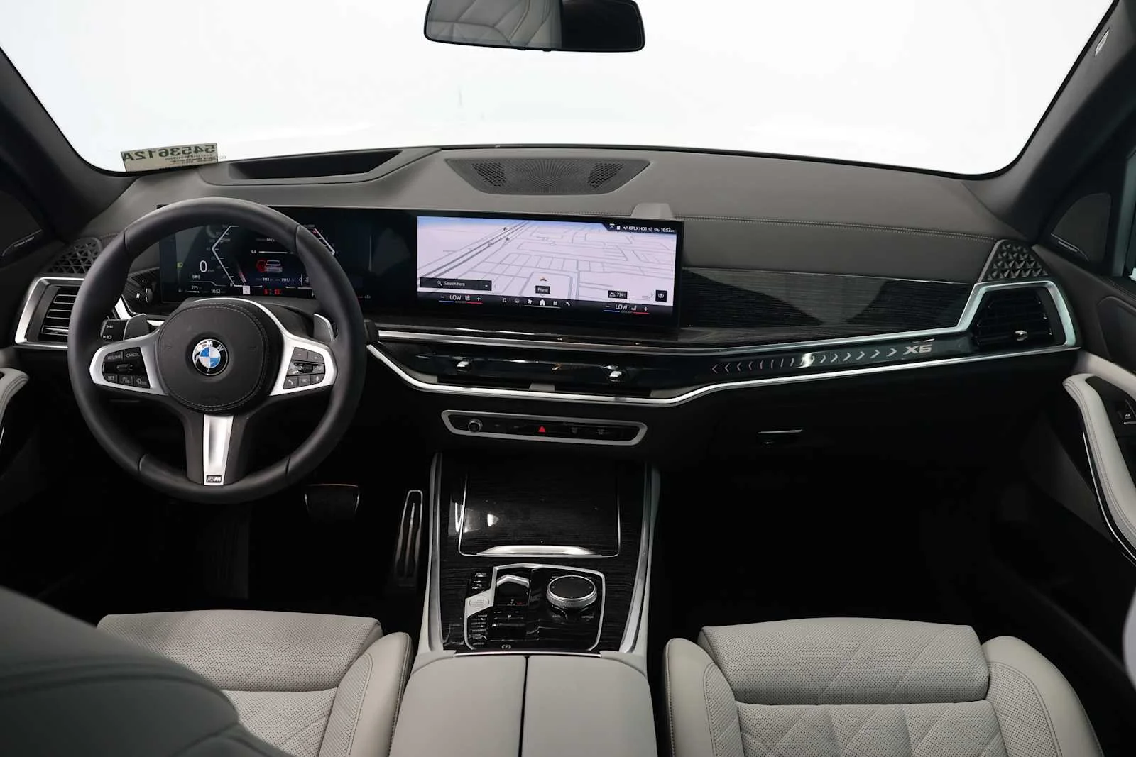 Certified Used 2026 Mineral White Metallic BMW xDrive40i image 26