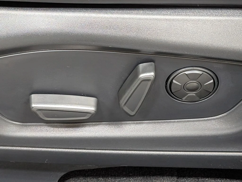 New 2026 Star White Metallic Tri-Coat Ford ST image 12