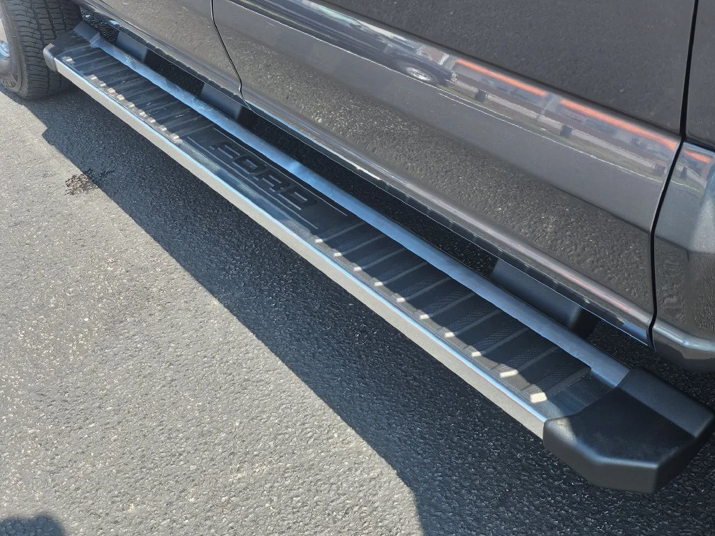 New 2027 Carbonized Gray Metallic Ford F-350® Lariat® image 15