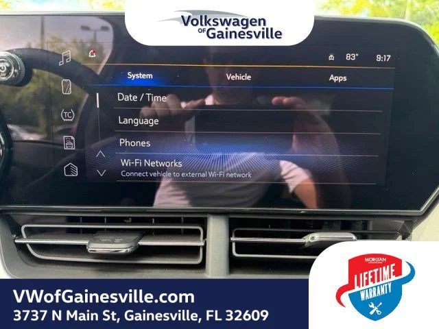 Used 2025 Crimson Metallic Chevrolet LT image 24