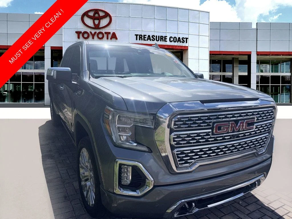 2020 GMC Sierra 4WD Crew Cab Short Box Denali's photo