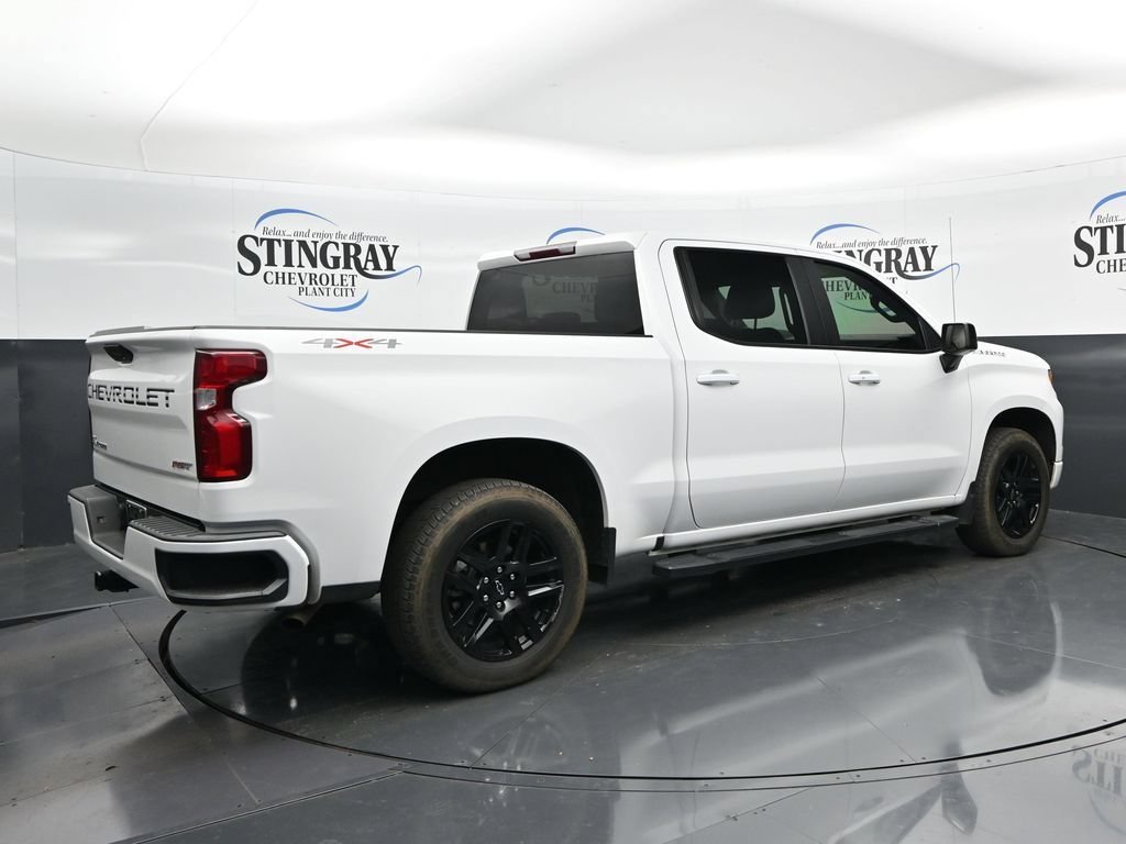 Used 2023 SUMMIT WHITE Chevrolet RST image 7