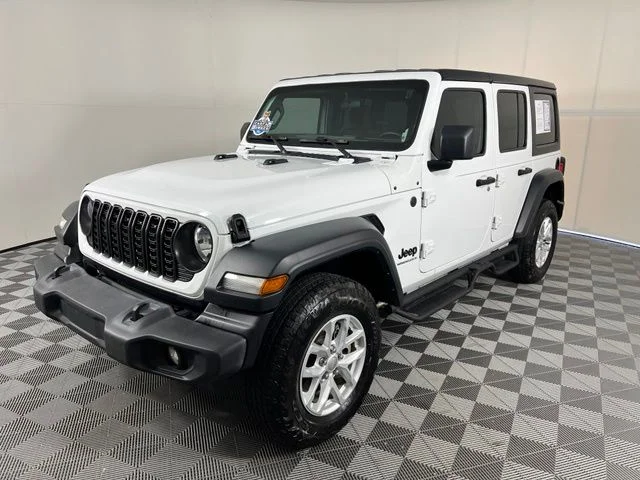 Used 2024 White Jeep Sport image 3
