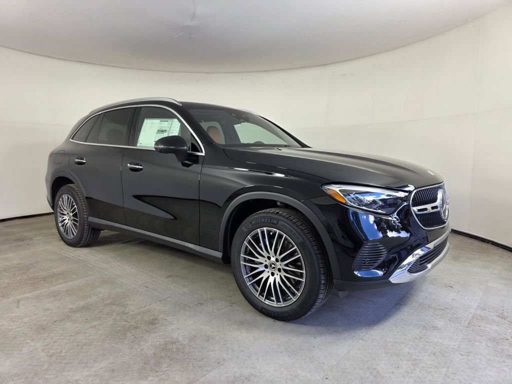 New 2027 Black Mercedes-Benz GLC 300 image 1