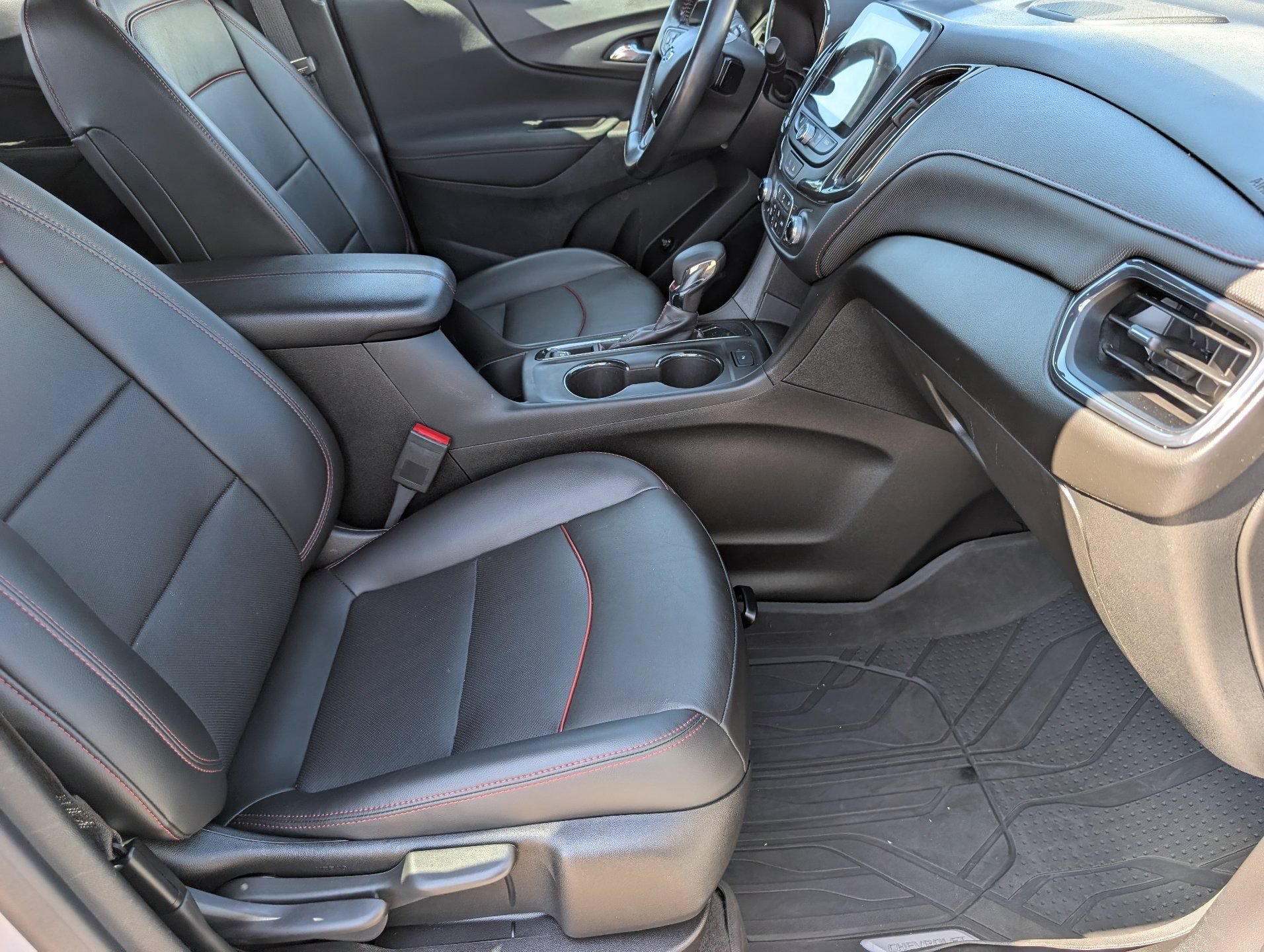 2022 Chevrolet Equinox RS - Photo 12