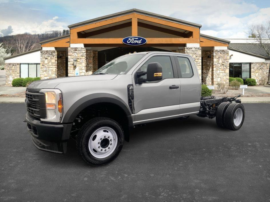 2024 Ford F-450 Super Duty Chassis Cab