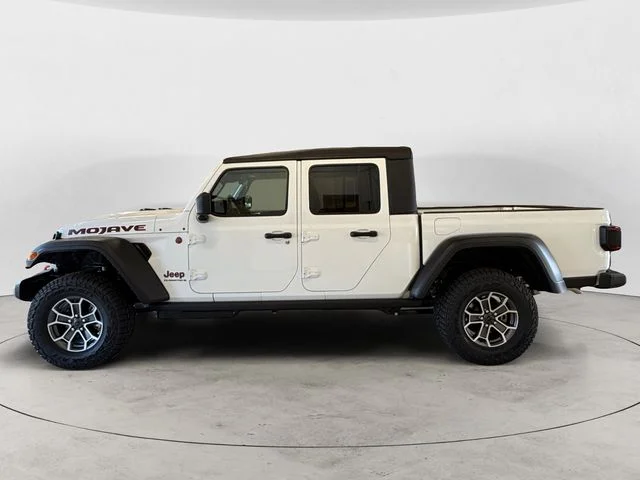 New 2026 White Jeep Mojave image 2