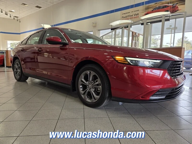 Used 2024 Red Honda EX CVT image 3