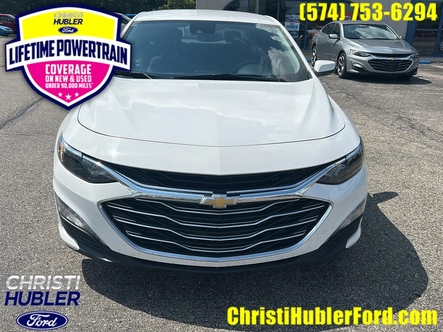 Used 2024 Summit White Chevrolet LT image 1
