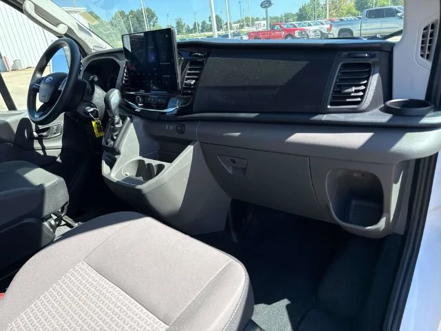 Used 2024 White Ford XLT image 19