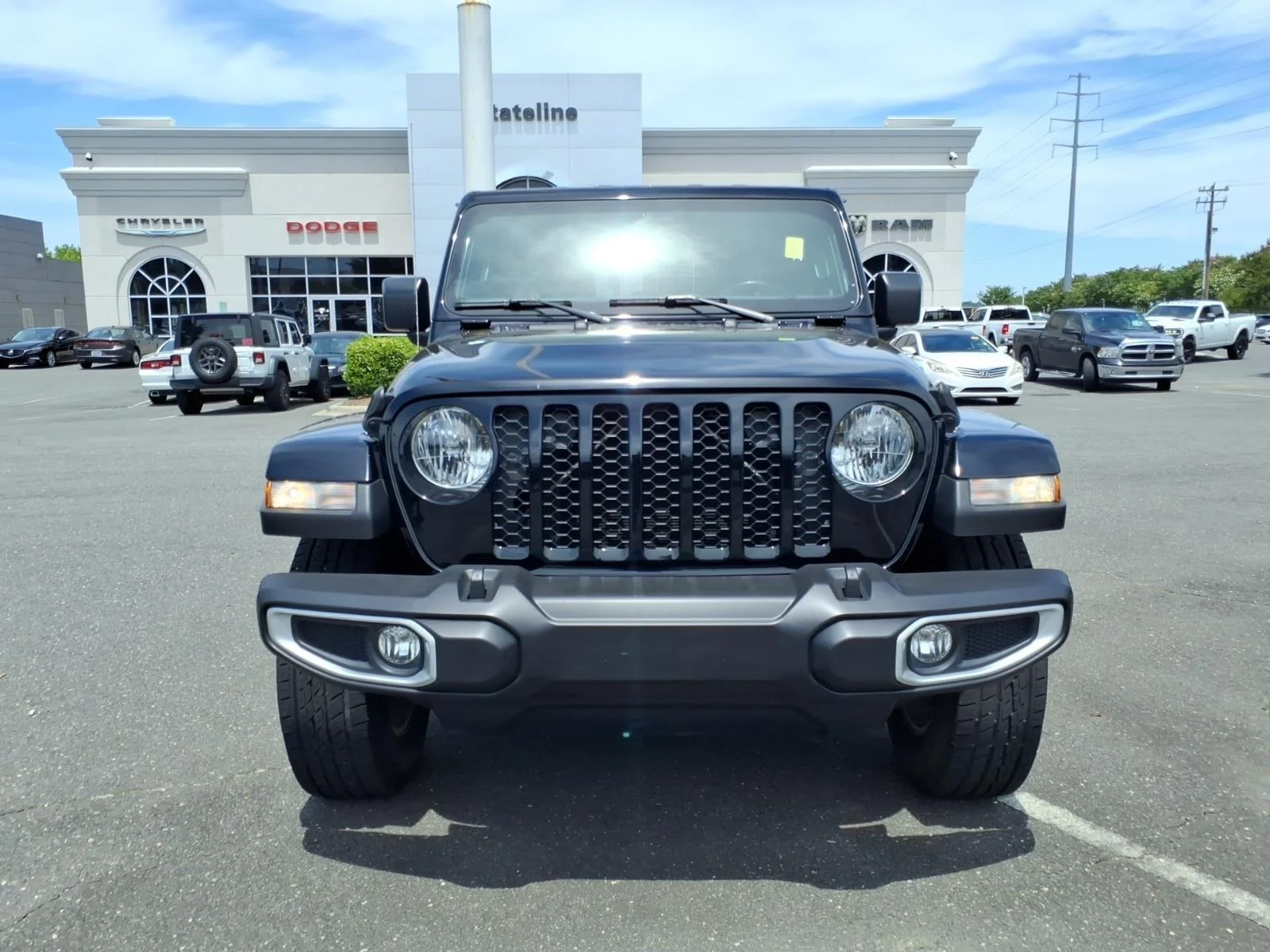 Used 2023 Black Clearcoat Jeep Sport S image 14