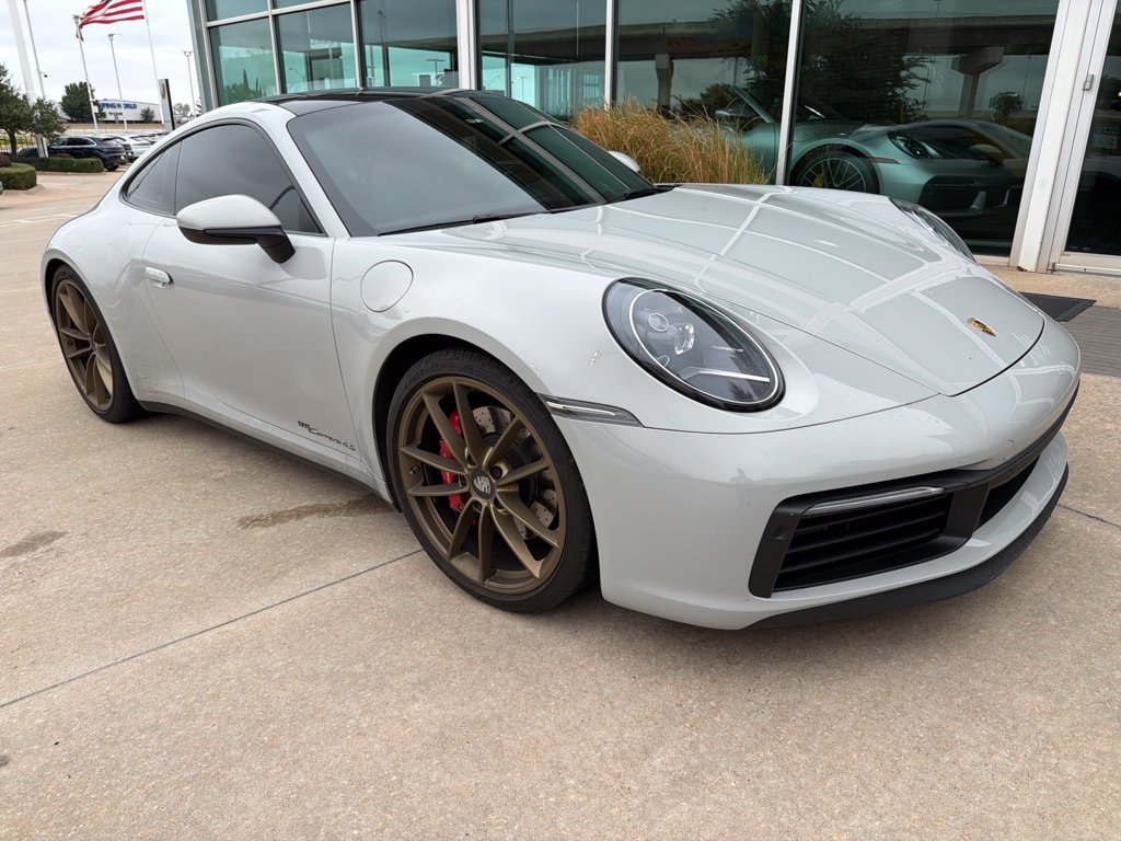 Used 2020  Porsche Carrera 4S image 2