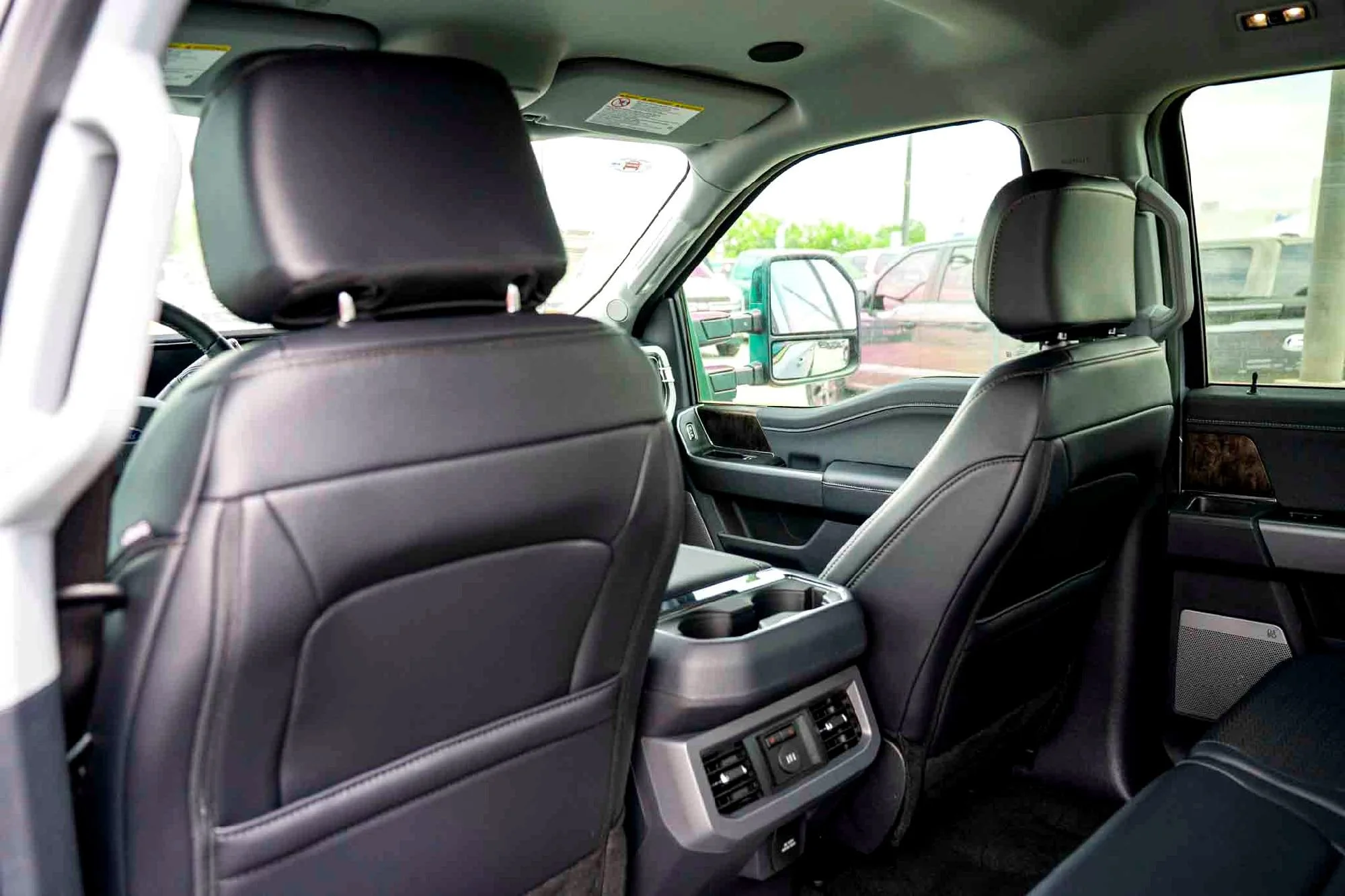 New 2026 Glacier Gray Metallic Tri-Coat Ford LARIAT image 19