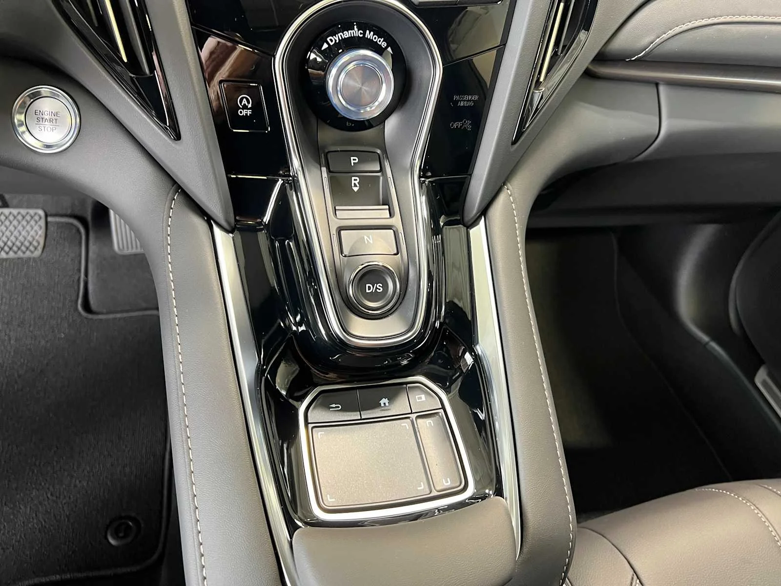 New 2026 Liquid Carbon Metallic Acura  image 25