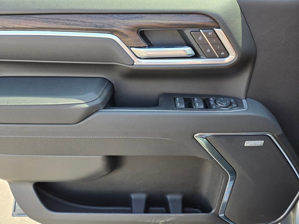 2026 GMC Sierra 2500HD SLT - Photo 9