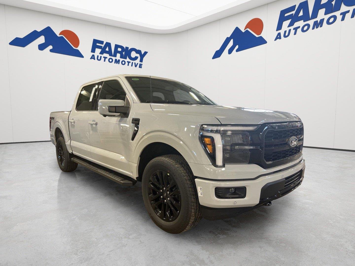 Used 2026 Avalanche Ford LARIAT image 4