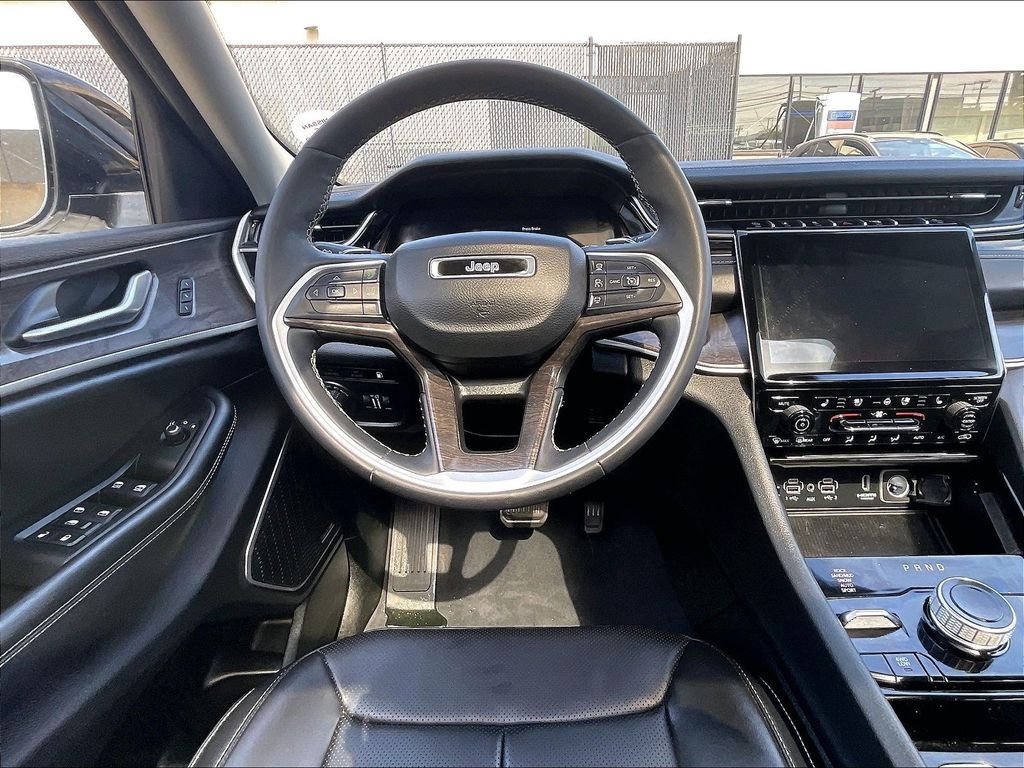 Used 2023 White Jeep 4xe image 17