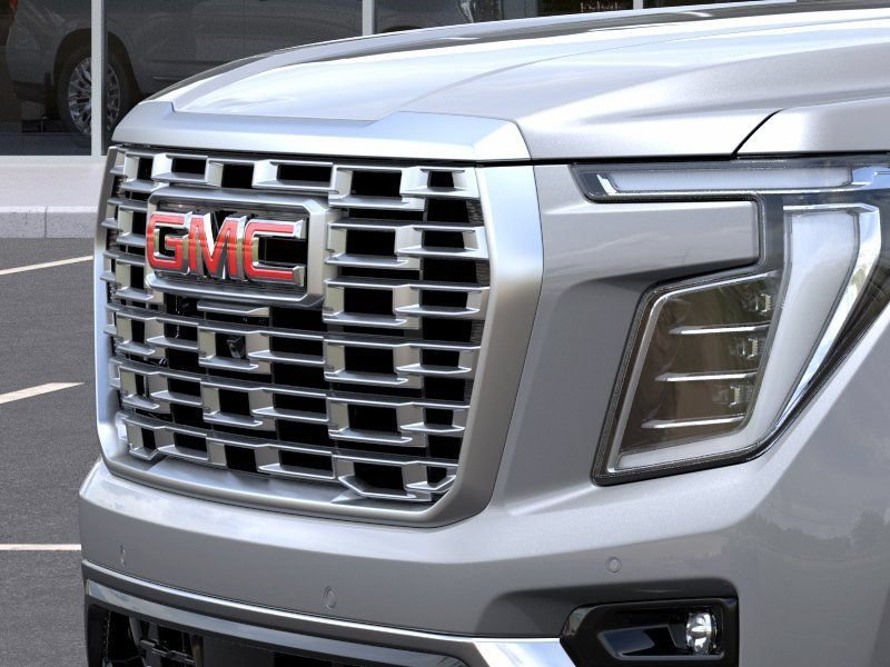 2026 GMC Yukon XL Denali - Photo 13
