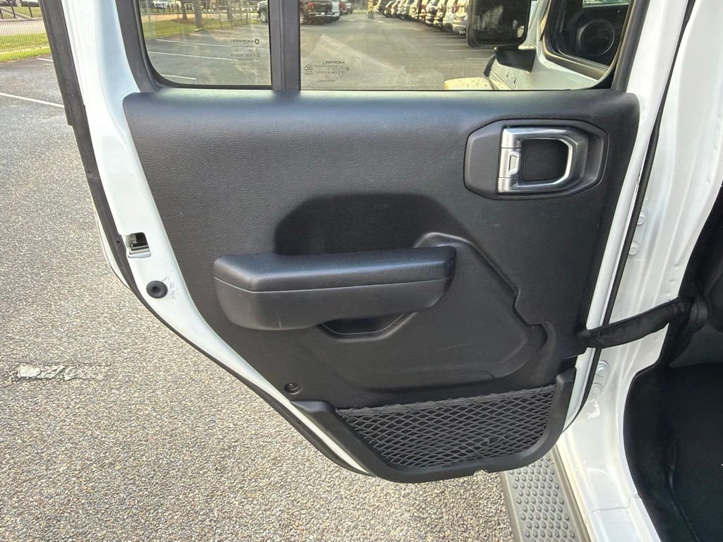 Used 2021 White Jeep Unlimited Sport image 14