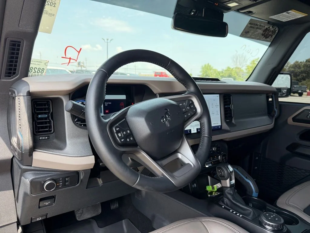 Used 2024 Black Ford Wildtrak image 11