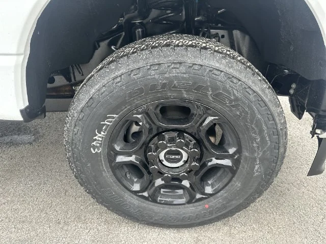 New 2026 Oxford White Ford F-350® XL image 24