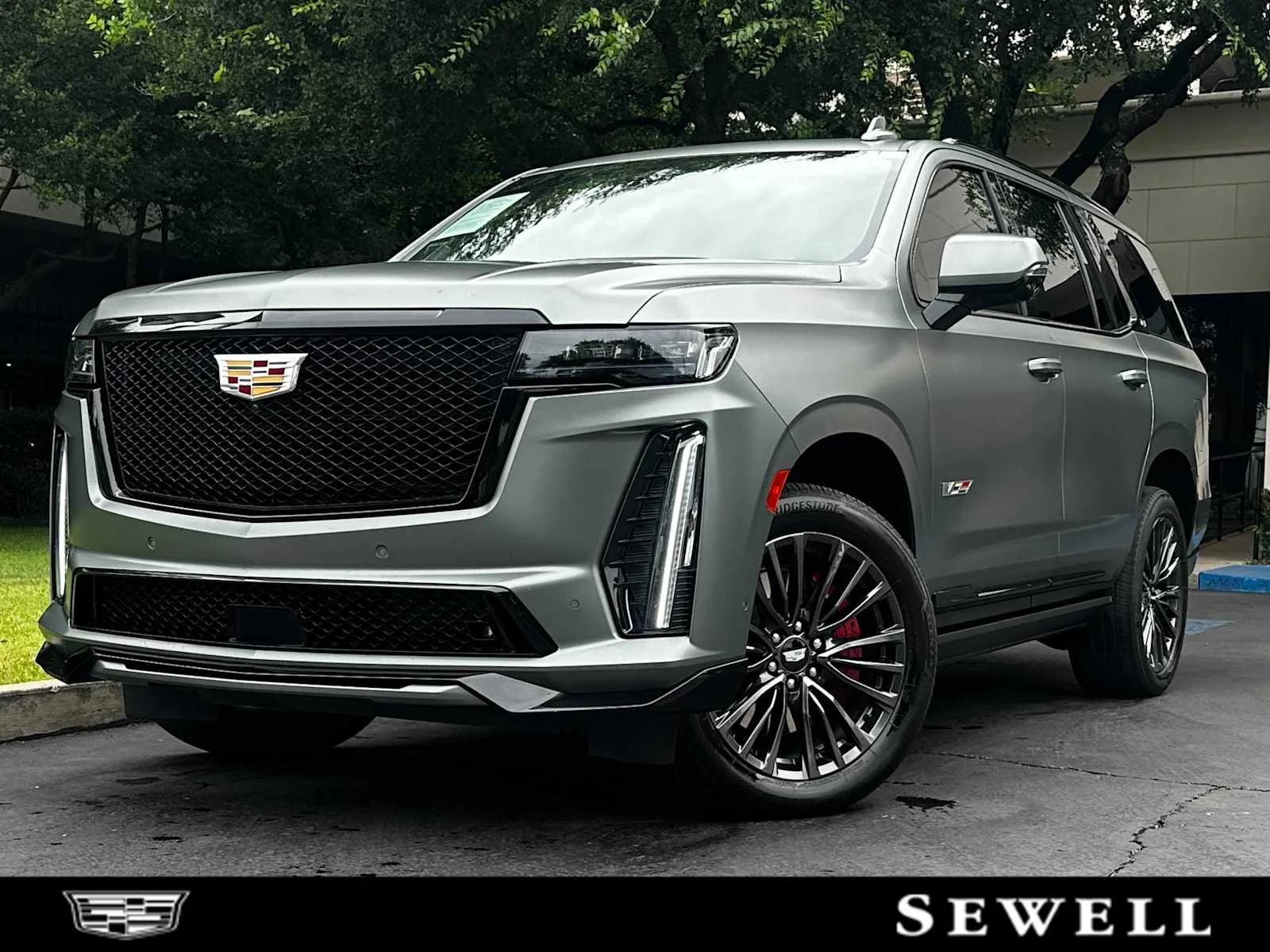 2023 Cadillac Escalade 4WD Escalade-V's photo