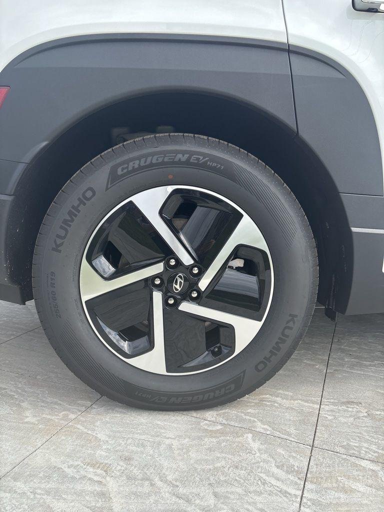 2026 Hyundai IONIQ 9 SE - Photo 7